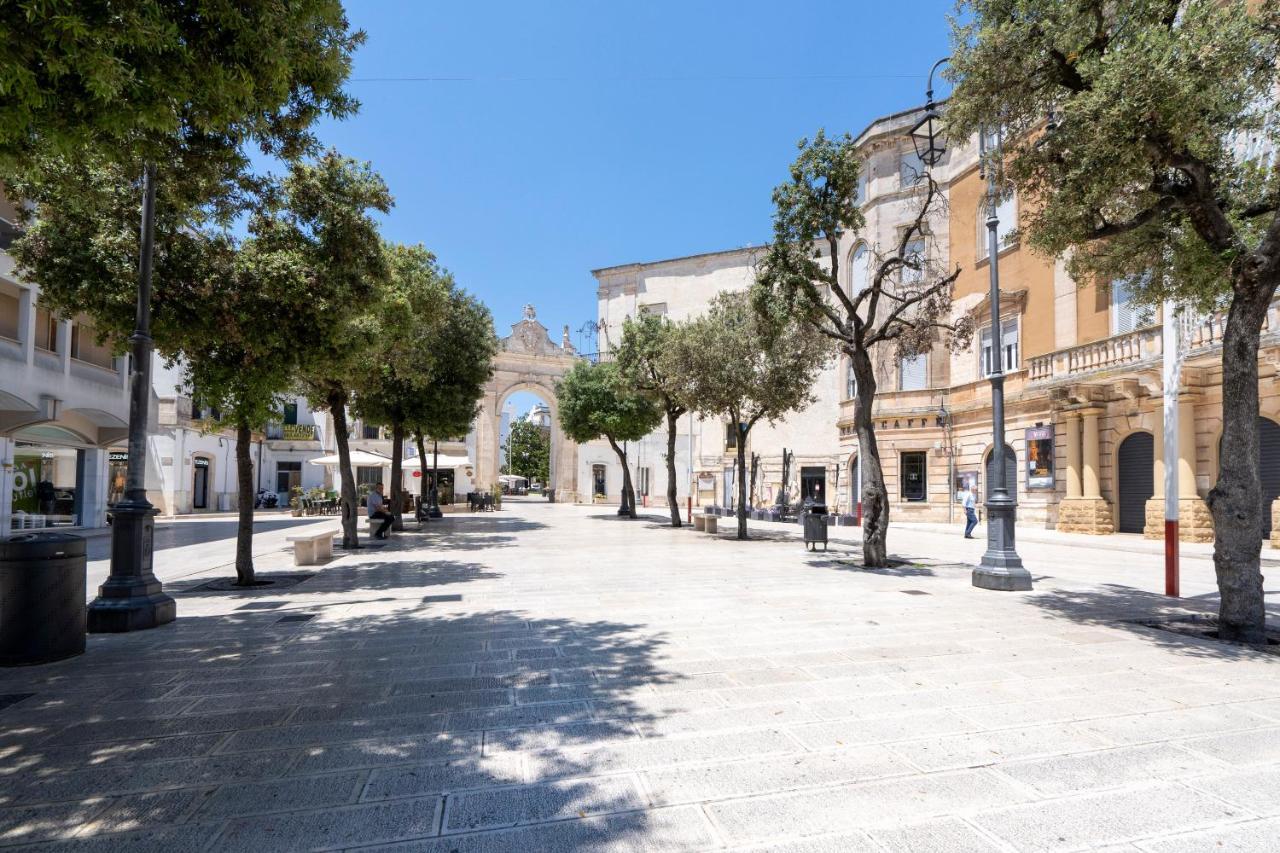 Vico II Terrace Apartment A Step From Piazza Roma Martina Franca Luaran gambar