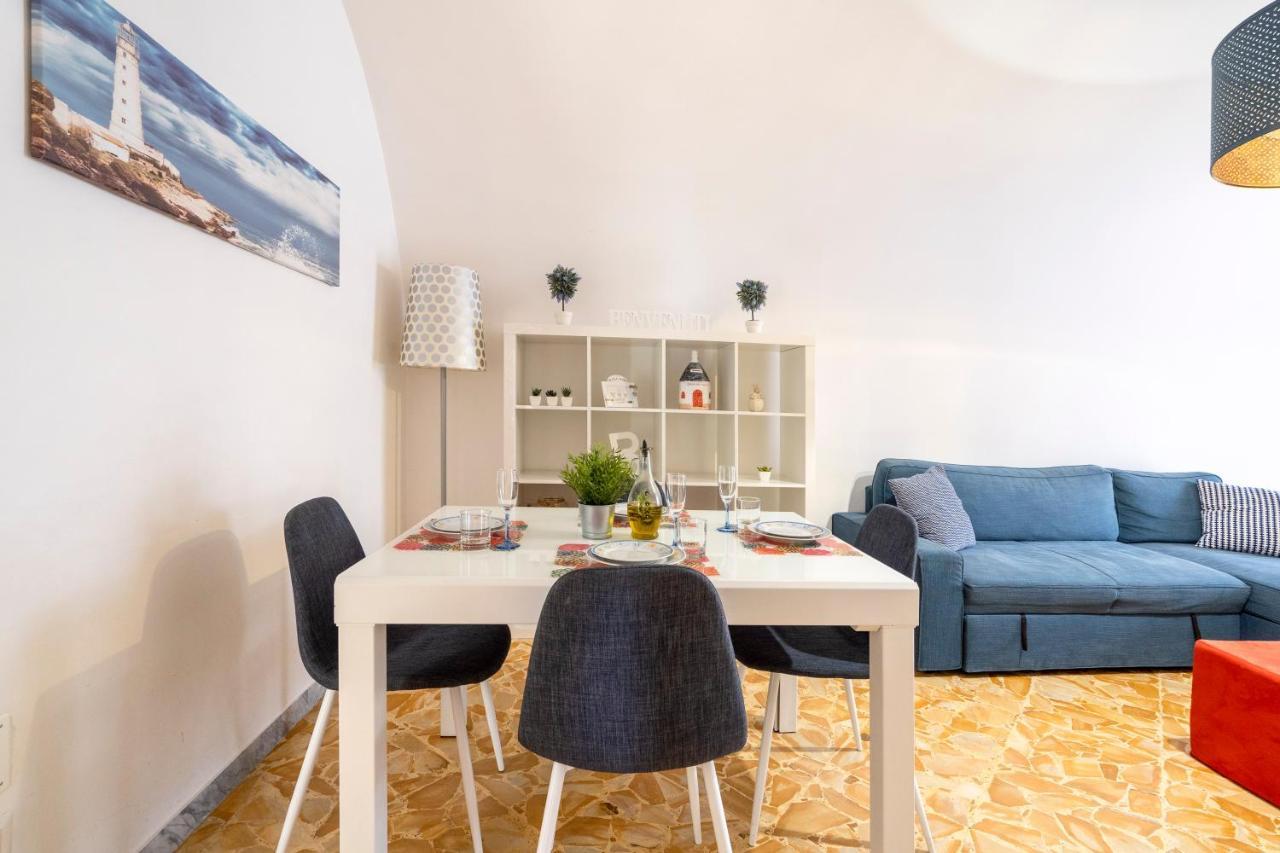Vico II Terrace Apartment A Step From Piazza Roma Martina Franca Luaran gambar