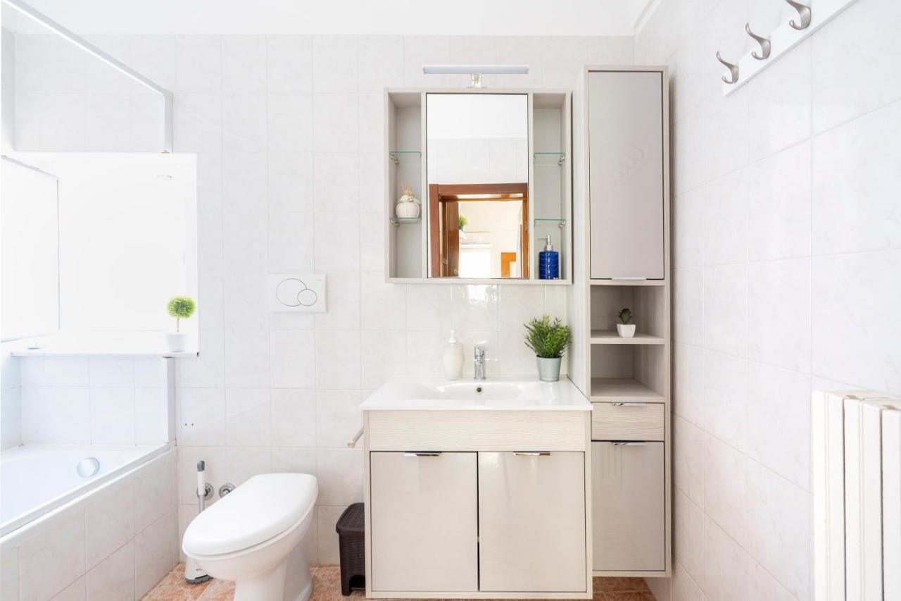 Vico II Terrace Apartment A Step From Piazza Roma Martina Franca Luaran gambar