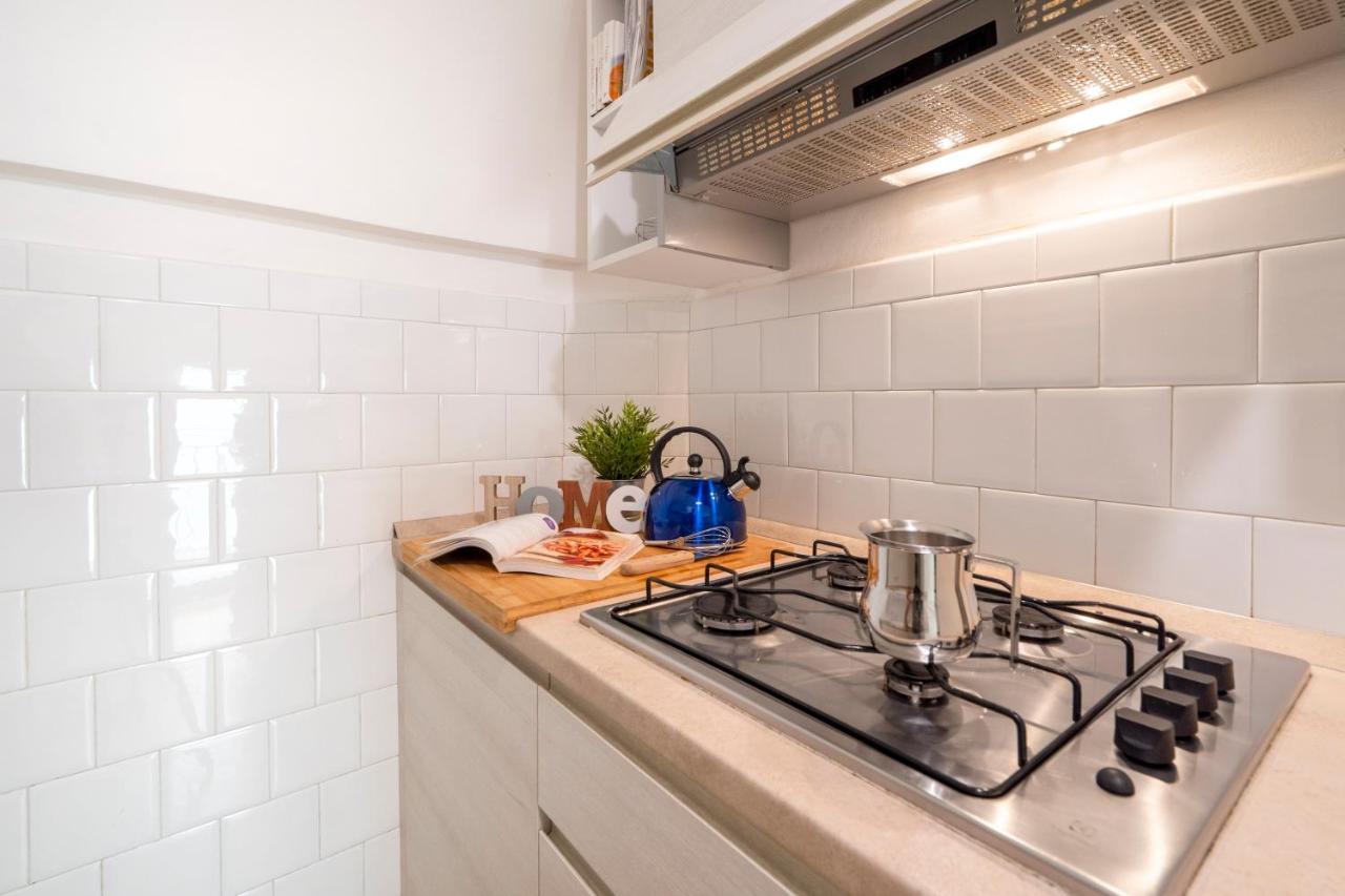 Vico II Terrace Apartment A Step From Piazza Roma Martina Franca Luaran gambar